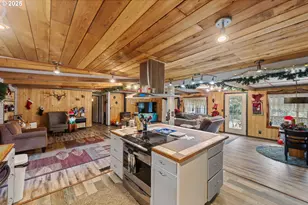 93496 Easy Ln, Coos Bay, OR 97420 - Photo 12