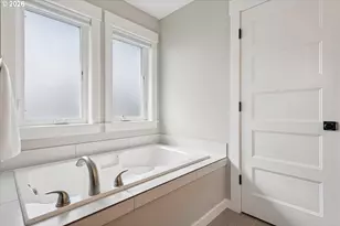 1430 NE 72nd Ave., Portland, OR 97213 - Photo 16