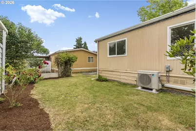 1400 Candlelight Dr #104, Eugene, OR 97402 - Photo 28
