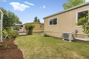 1400 Candlelight Dr, Eugene, OR 97402 - Photo 28