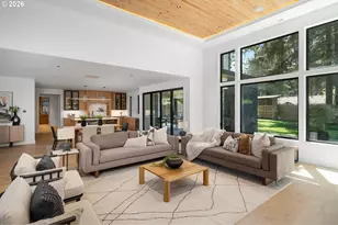 15860 SW Kimball St, Lake Oswego, OR 97035 - Photo 10