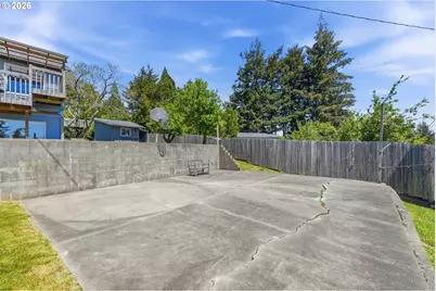 93748 Bay Park Ln, Coos Bay, OR 97420 - Photo 36
