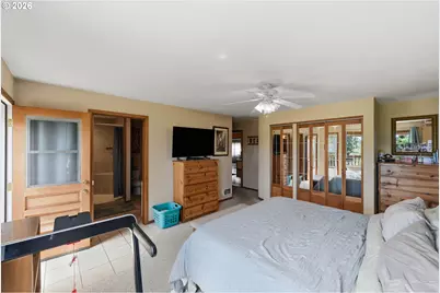 93748 Bay Park Ln, Coos Bay, OR 97420 - Photo 14