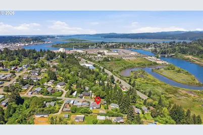 93748 Bay Park Ln, Coos Bay, OR 97420 - Photo 42