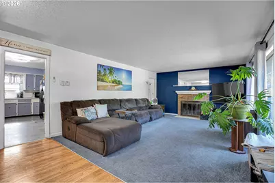 2918 SE 143rd Ave, Portland, OR 97236 - Photo 4