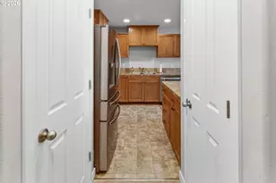 6201 NE 70th Ct, Vancouver, WA 98661 - Photo 12