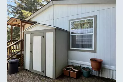665 Village Pines Dr, Coos Bay, OR 97420 - Photo 22
