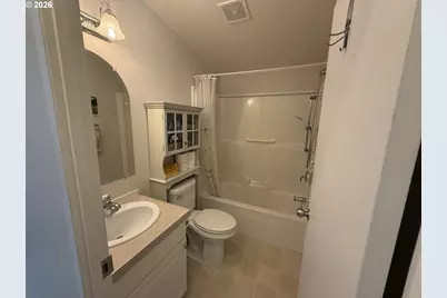 665 Village Pines Dr, Coos Bay, OR 97420 - Photo 12