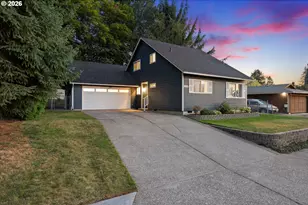 2126 SW 17th St, Gresham, OR 97080 - Photo 2