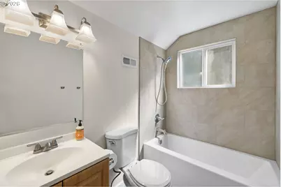 2126 SW 17th St, Gresham, OR 97080 - Photo 22