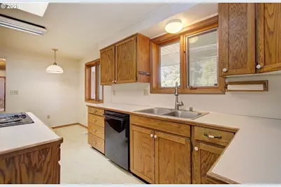 4911 NE 27th Ct, Vancouver, WA 98663 - Photo 8
