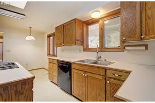 4911 NE 27th Ct, Vancouver, WA 98663 - Photo 8