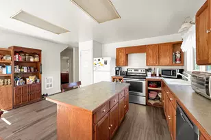 710 N 8th St, Monroe, OR 97456 - Photo 6