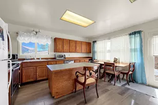 710 N 8th St, Monroe, OR 97456 - Photo 8