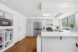 10305 NE 9th St, Vancouver, WA 98664 - Photo 18