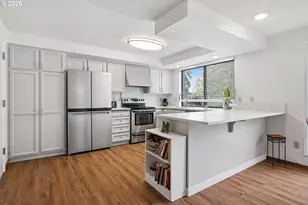 10305 NE 9th St, Vancouver, WA 98664 - Photo 14