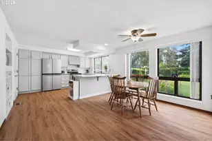 10305 NE 9th St, Vancouver, WA 98664 - Photo 12