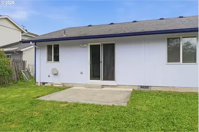 1077 S 10th St, Lebanon, OR 97355 - Photo 28
