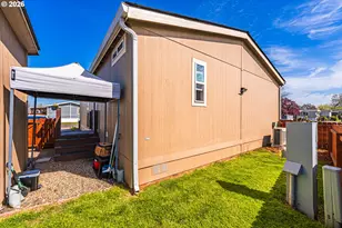 1415 S Bertelsen Rd, Eugene, OR 97402 - Photo 6