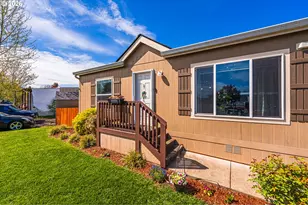 1415 S Bertelsen Rd, Eugene, OR 97402 - Photo 4