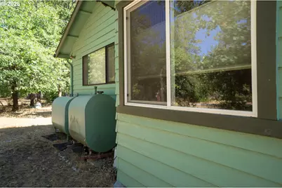 120 Ken Rose Ln, Cave Junction, OR 97523 - Photo 4