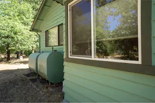 120 Ken Rose Ln, Cave Junction, OR 97523 - Photo 4