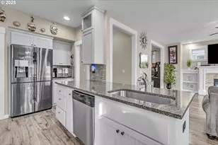 17478 SW Max Ct, Beaverton, OR 97078 - Photo 18