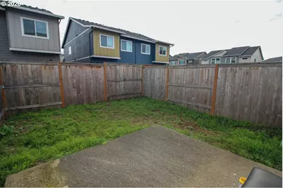 1272 S Quartz Dr, Cornelius, OR 97113 - Photo 8