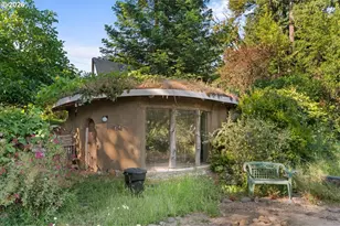 772 Division St, Oregon City, OR 97045 - Photo 44