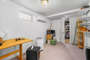 772 Division St, Oregon City, OR 97045 - Photo 22