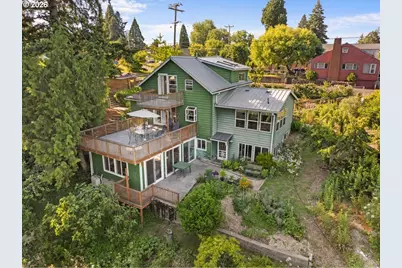 772 Division St, Oregon City, OR 97045 - Photo 2