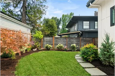3633 NE Davis St, Portland, OR 97232 - Photo 40