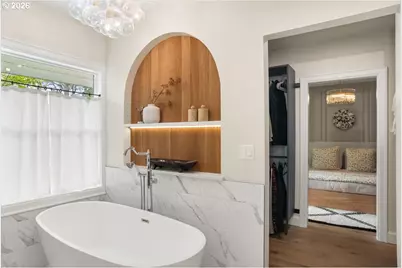 3633 NE Davis St, Portland, OR 97232 - Photo 24