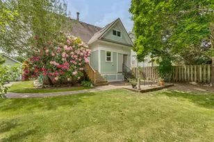 715 NE 5th St, McMinnville, OR 97128 - Photo 36