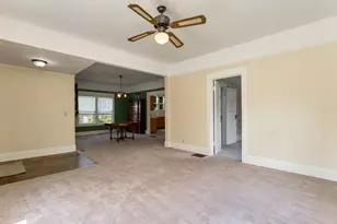 715 NE 5th St, McMinnville, OR 97128 - Photo 6