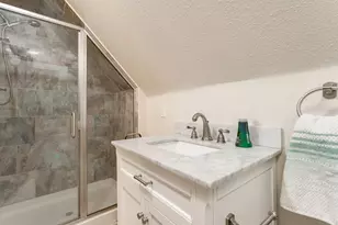 715 NE 5th St, McMinnville, OR 97128 - Photo 28
