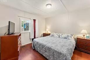 8951 SE Fuller Rd, Happy Valley, OR 97086 - Photo 8