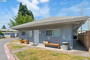 8951 SE Fuller Rd, Happy Valley, OR 97086 - Photo 24