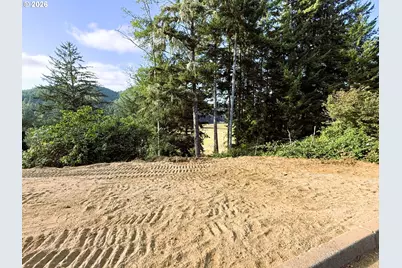 806 Goldenrod Ct, Reedsport, OR 97467 - Photo 8