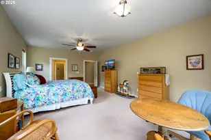 411 Oak Valley Loop, Winchester, OR 97495 - Photo 26