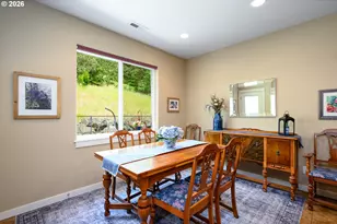 411 Oak Valley Loop, Winchester, OR 97495 - Photo 14