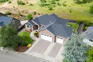 411 Oak Valley Loop, Winchester, OR 97495 - Photo 34