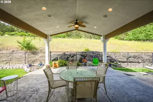 411 Oak Valley Loop, Winchester, OR 97495 - Photo 30