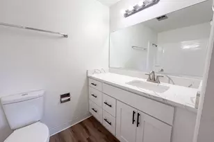 2515 NE Hyde St, Hillsboro, OR 97124 - Photo 4