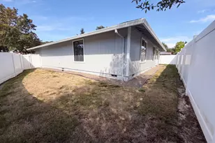 2515 NE Hyde St, Hillsboro, OR 97124 - Photo 8