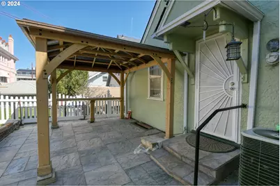 215 NW Despain Ave, Pendleton, OR 97801 - Photo 40