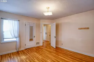 215 NW Despain Ave, Pendleton, OR 97801 - Photo 26