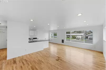 2175 State St, North Bend, OR 97459 - Photo 14