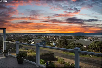 2105 NW Parker Ave, Waldport, OR 97394 - Photo 4