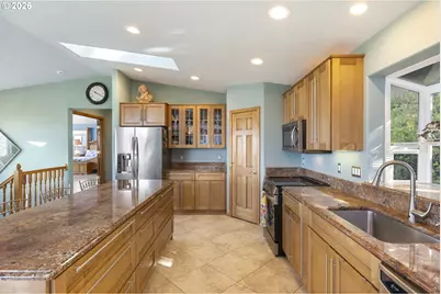 2105 NW Parker Ave, Waldport, OR 97394 - Photo 20